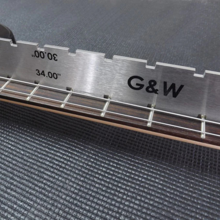 G&W Bass Guitar Notched Straight Edge, close up