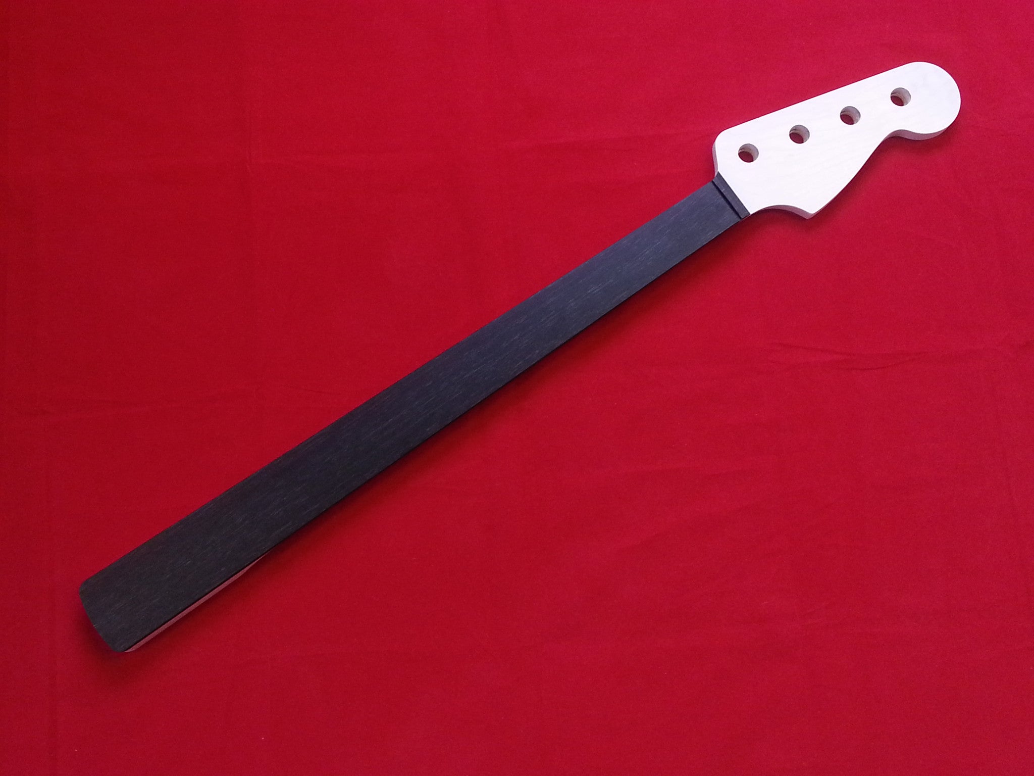 Bass neck replacement neck for Precision Bass® fretless no lines